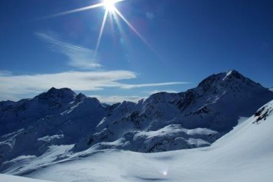 Rodzinne narty we Francji – jak zorganizować wyjazd?