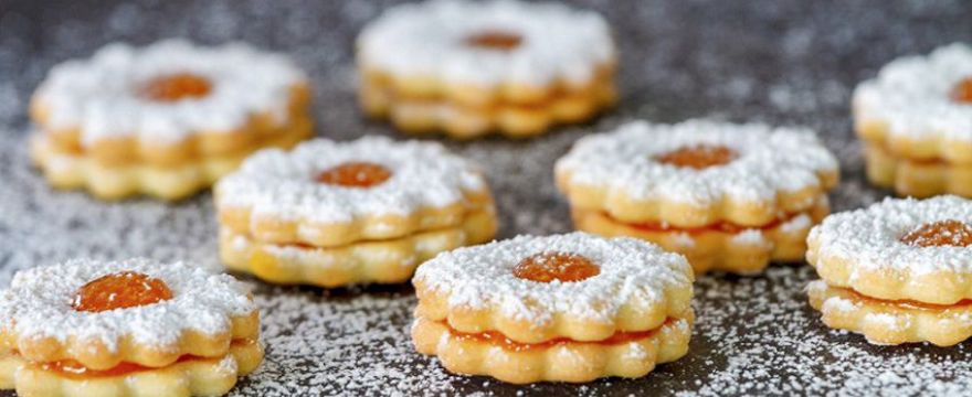 DIETETYK RADZI: desery na Boże Narodzenie bez cukru i glutenu. PRZEPISY!