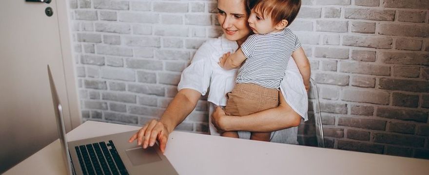 Pracująca mama: jak zmieścić się w 24h wychowując dzieci?