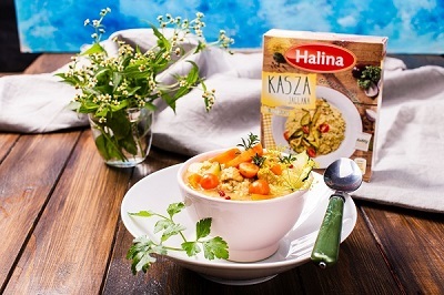 Krupnik z kaszą jaglaną marki Halina na indyku